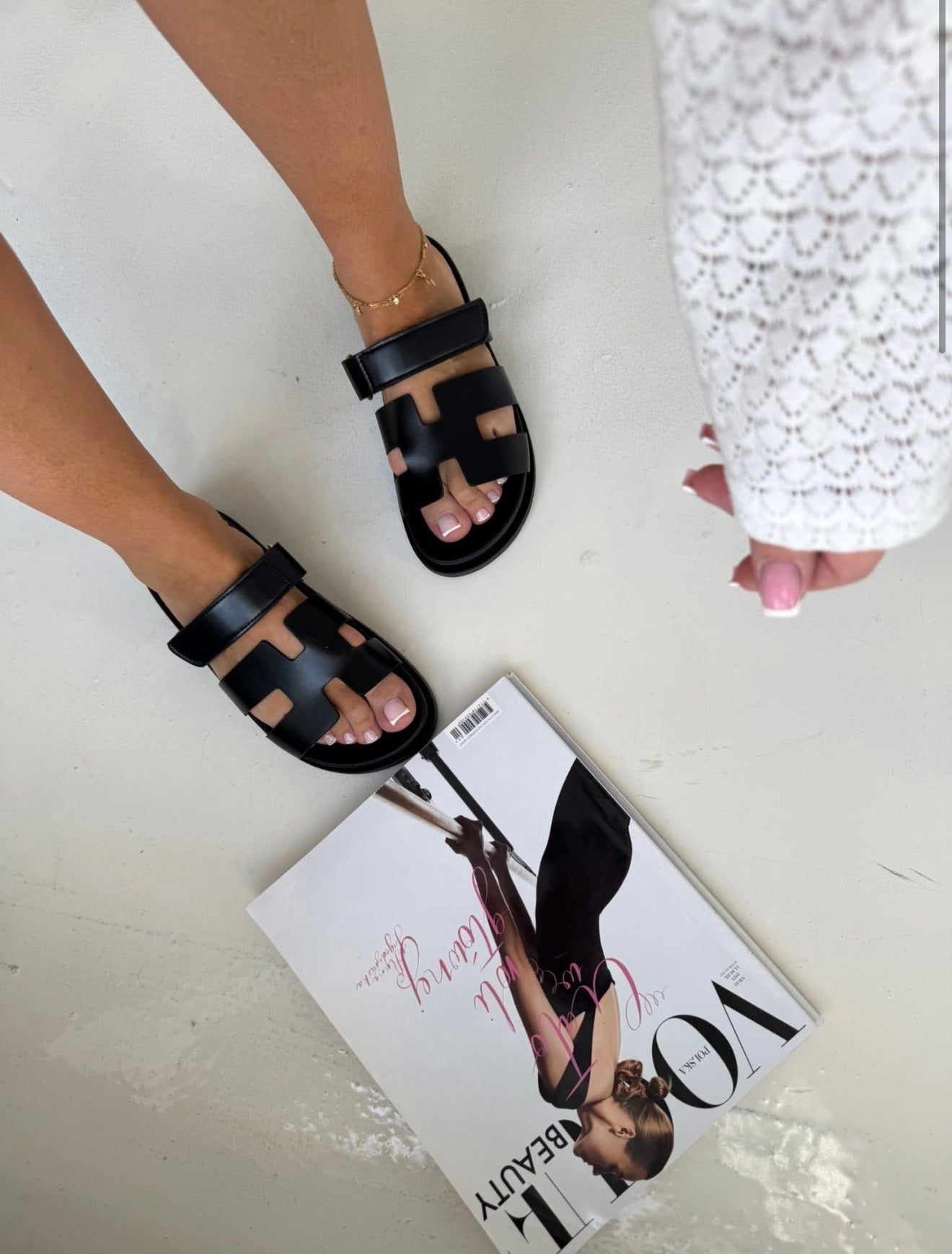 Czarne klapki Milano Chic